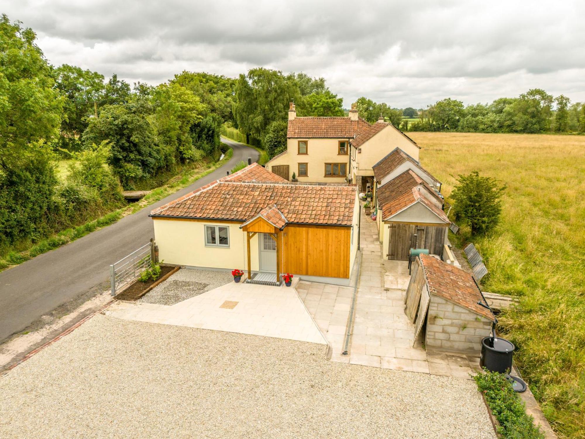 Well-located Countryside Holiday home *